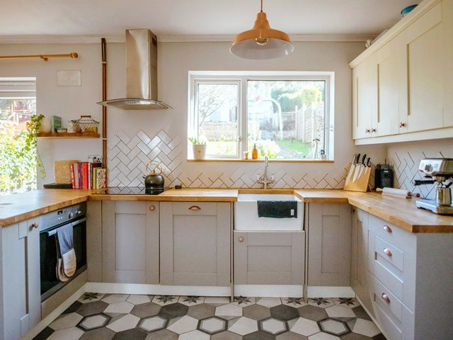 心ほどけるデザインと工夫で生まれるサロン空間がもたらす癒し体験の秘密